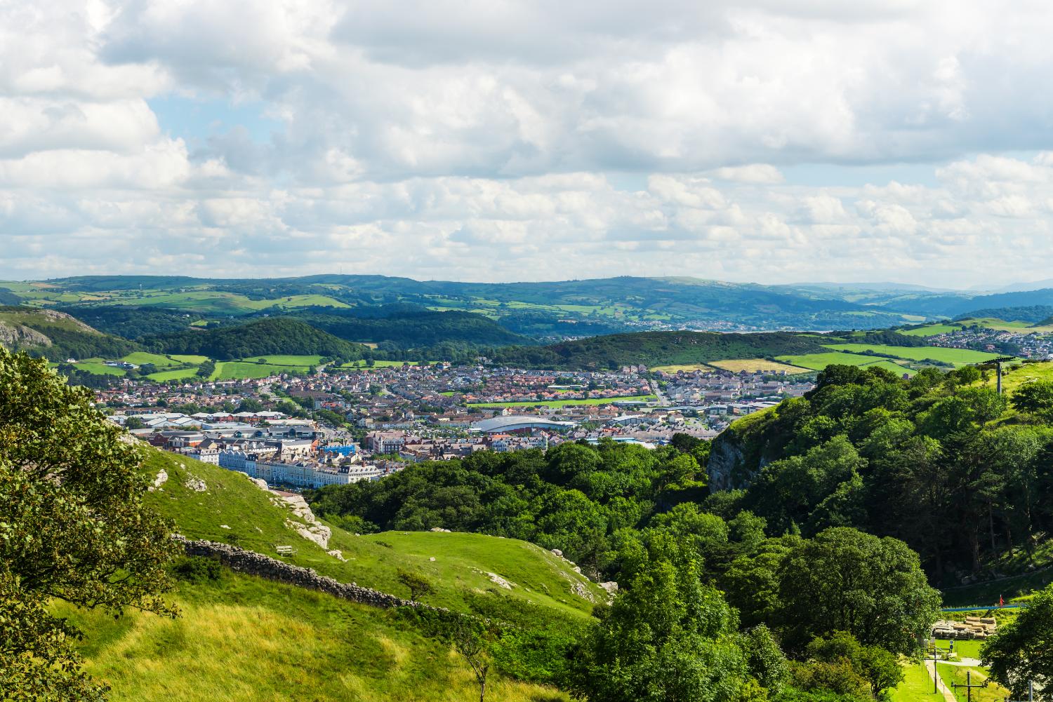 Luxury Airport Transfers North Wales