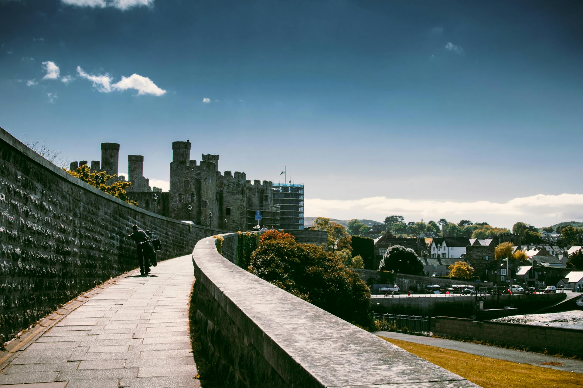 Castles of North Wales Tours in Chauffeured Luxury